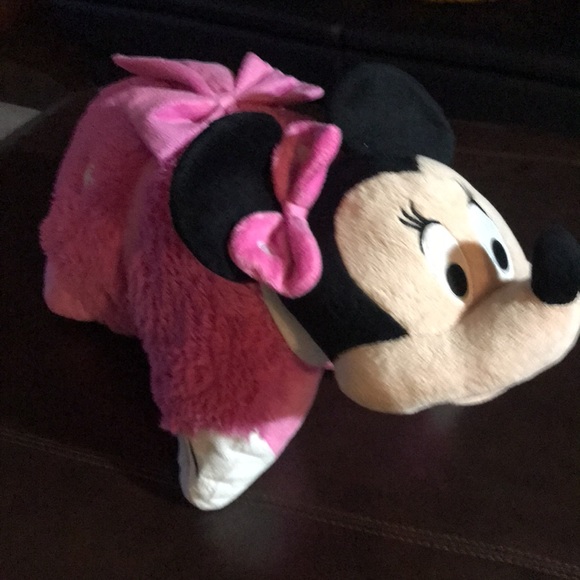 Minnie Mouse Pillow Pet - Picture 2 of 10